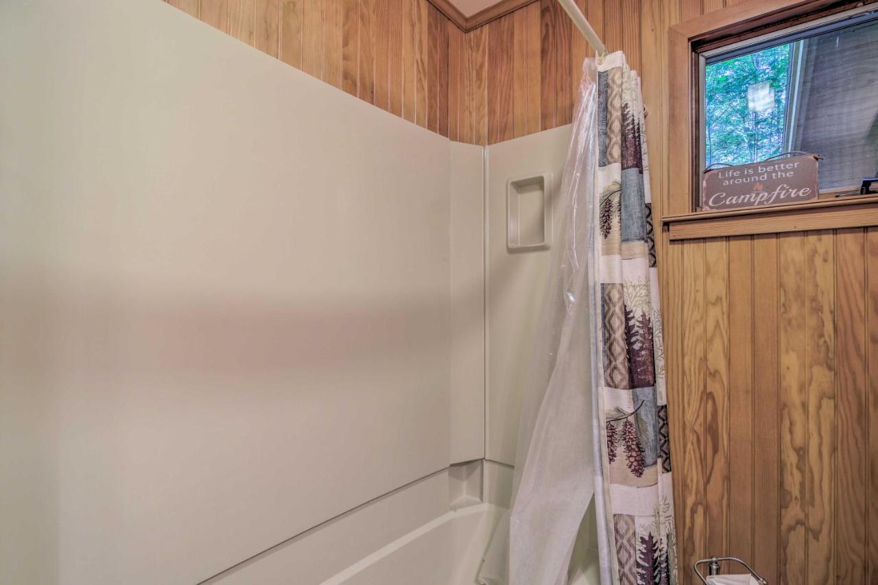 Cozy Adirondacks Cabin Walk To Lake Eaton! Jay Bagian luar foto