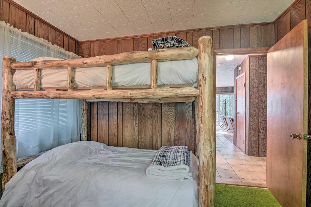Cozy Adirondacks Cabin Walk To Lake Eaton! Jay Bagian luar foto